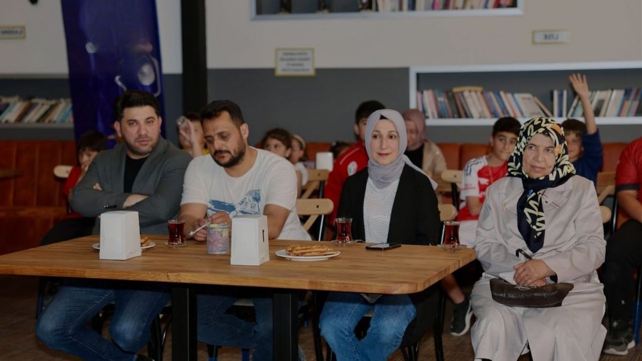 Başkan Hacılar'da talepleri not aldı: Yol yapım, aydınlatma, oyun alanları...