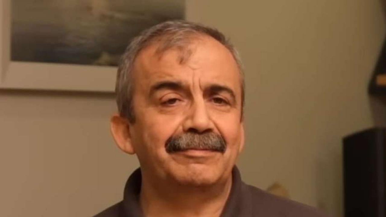 Son dakika.. Sırrı Süreyya Önder hayatını kaybetti!