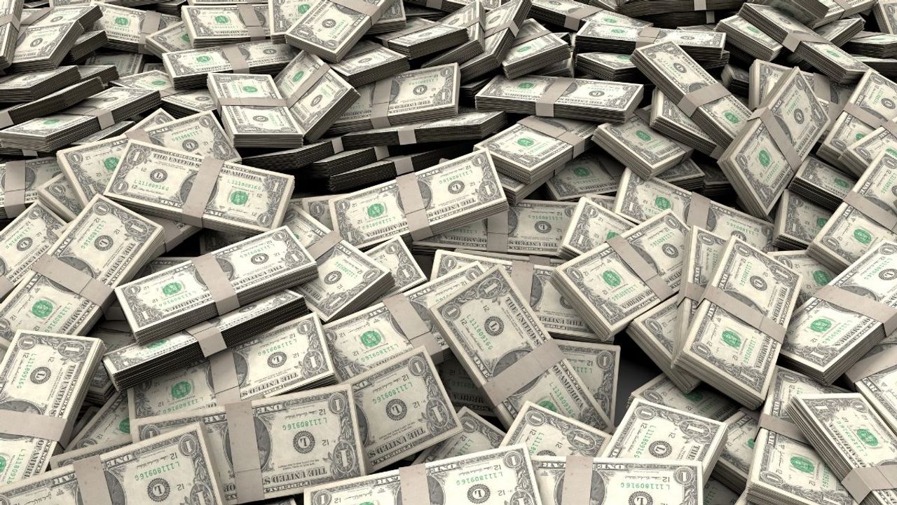 Elinde Dolar bulunduranlar dikkat! Uzmanından uyarılar geldi