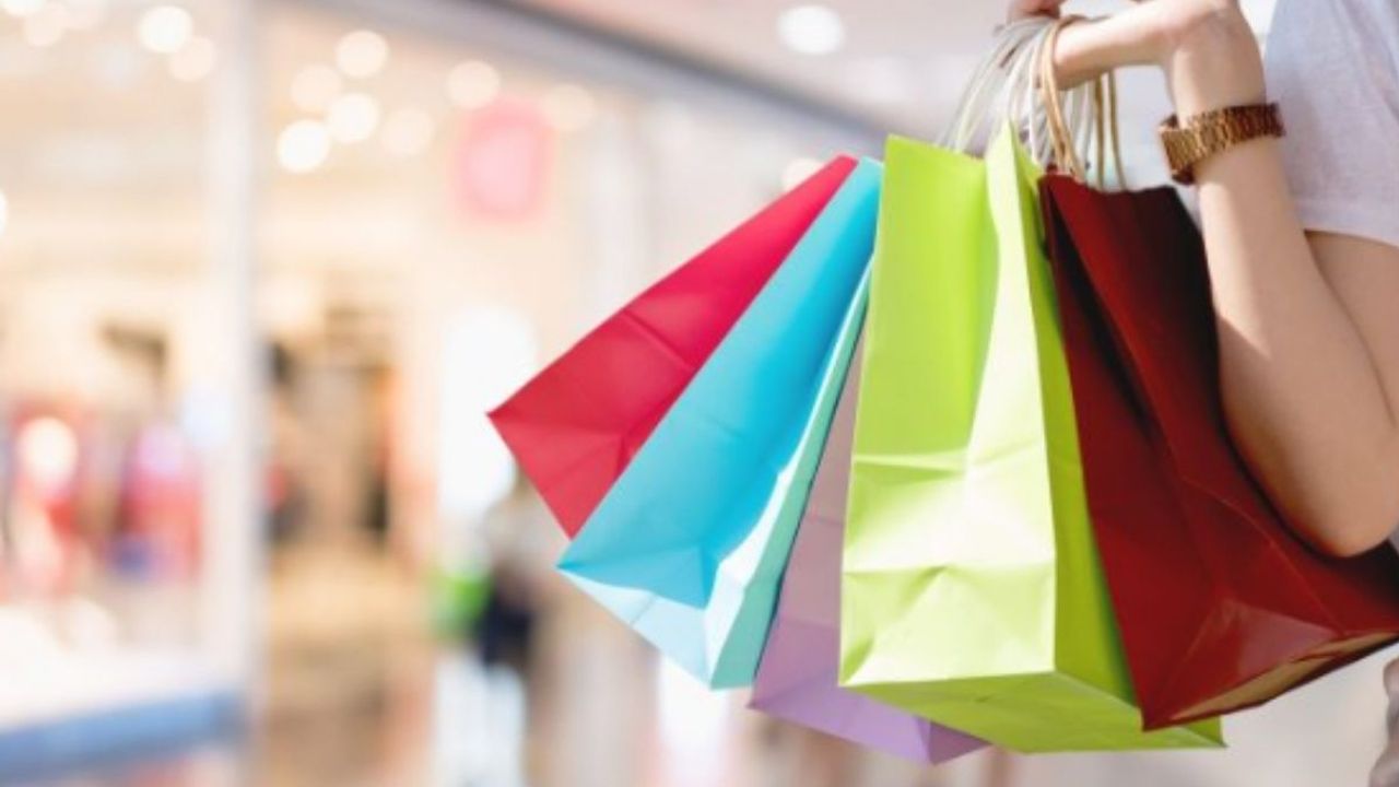 Bilinçli Tüketim: Cebinize mi Ruhunuza mı Alışveriş Yapıyorsunuz?