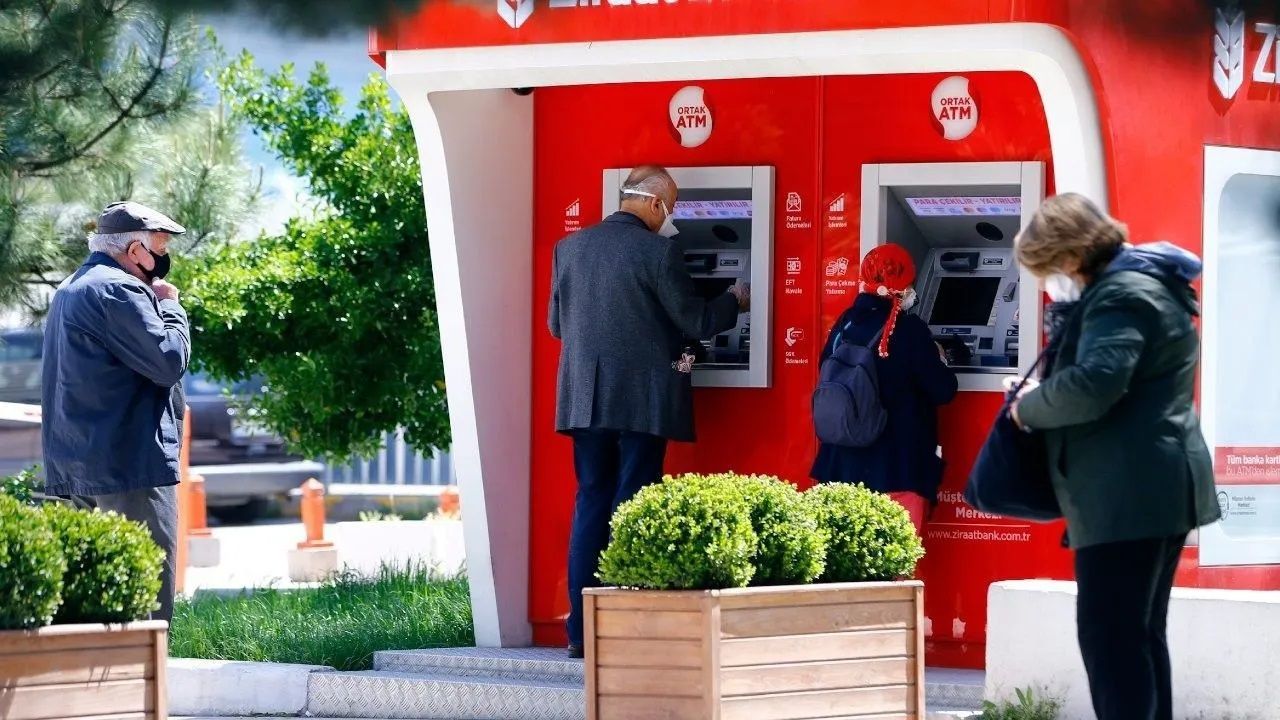 Ziraat Kartı olanlar acele etsin: 5 bin lira ödeme alacaklar