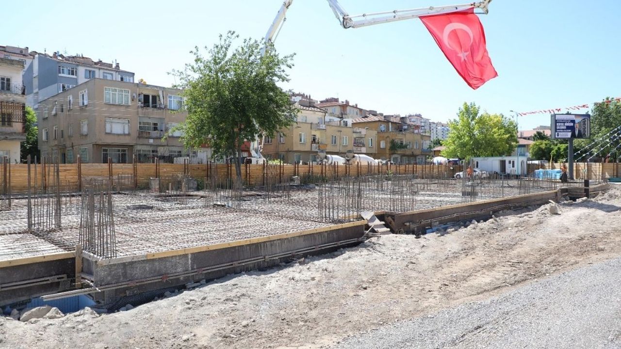 Kayseri'de 120 milyon TL'lik yatırımın temelleri atıldı! 72 daire 13 dükkan yapılacak