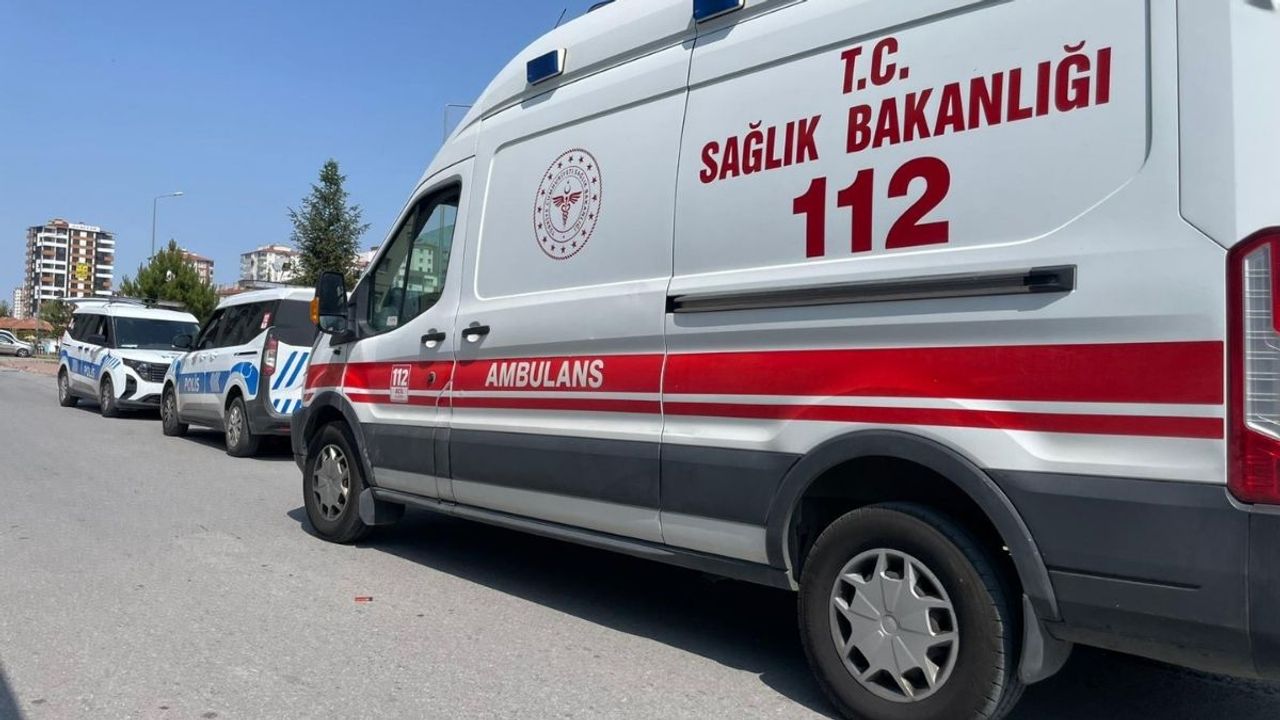 Kayseri'de sokak ortasında kanlı hesaplaşma! Borç davası hastanede bitti