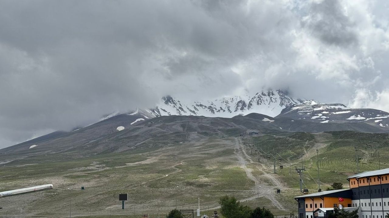 Erciyes’te sayıları milyonları aştı! Rengi bundan sonra çok farklı olacak