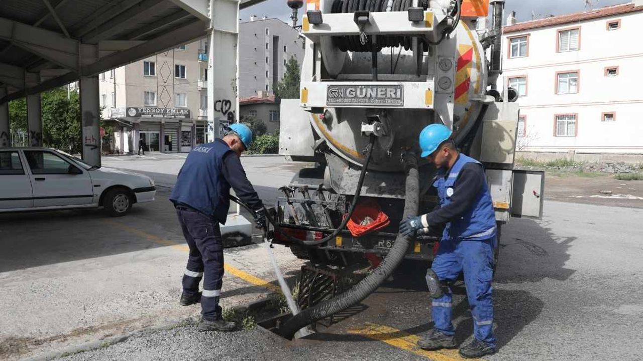 KASKİ’den Kurban Bayramı mesaisi! Şehrin her yeri temizleniyor