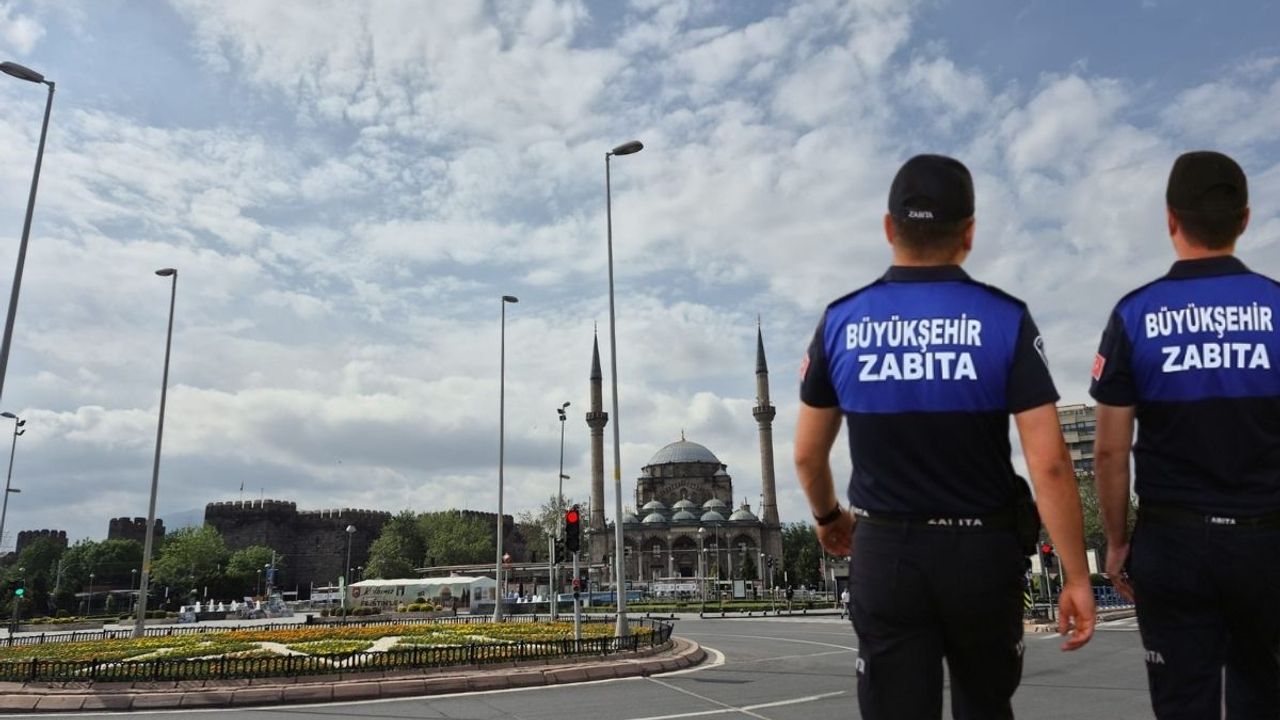 Kayseri zabıtası bayram mesaisinde! Tüm izinler kaldırıldı
