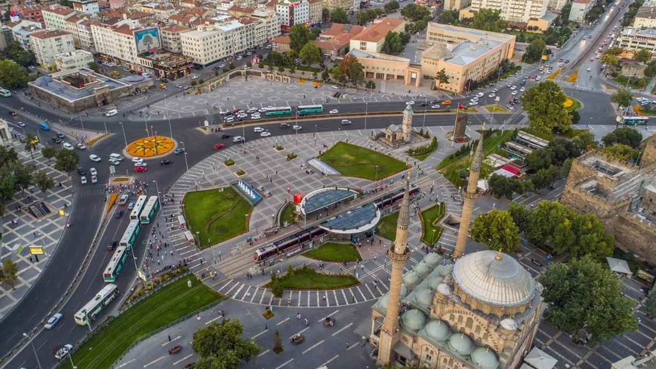 Kayseri'de rekor! 6 yılda 813 milyon kişi...