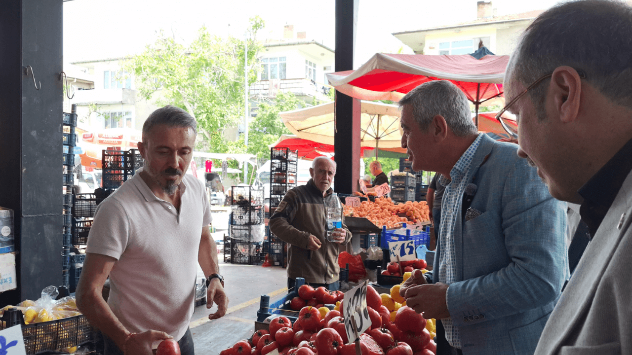 Kayseri'de bir pazar yeri bin dert: Vatandaşların tek gündemi geçim sıkıntısı!