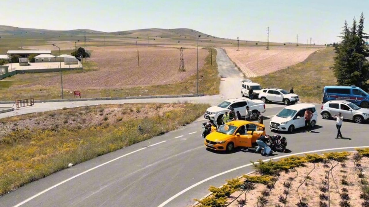 Kayseri'de gerilim filmi gibi baskın: Yasaklı maddeyi iç organlarına sakladılar