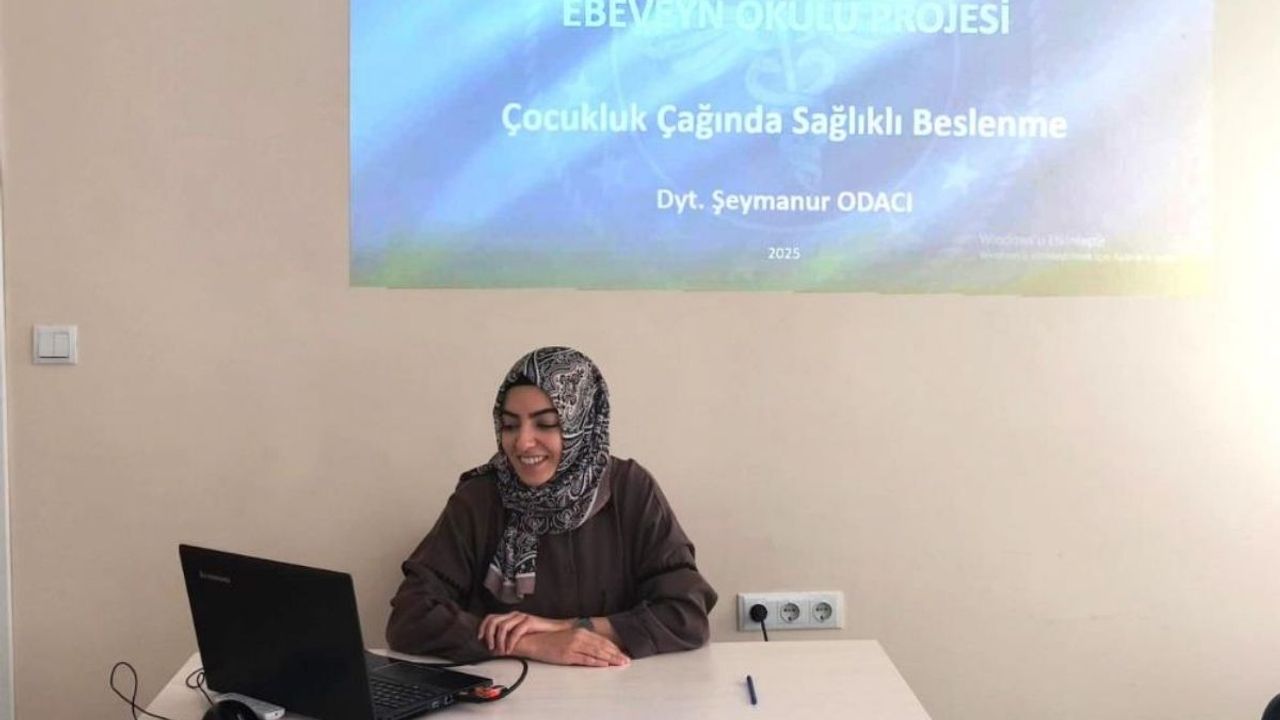 Kayseri'de ‘Ebeveyn Okulu’ ilk mezunlarını verdi