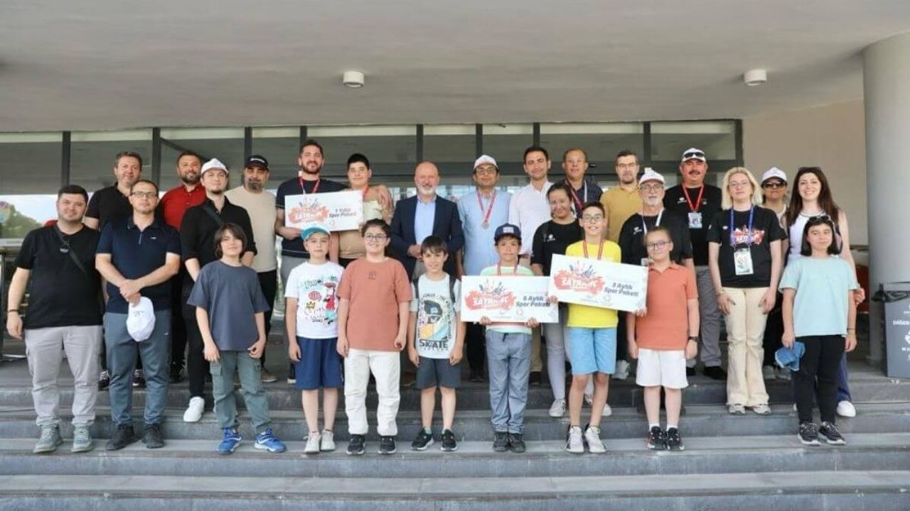 Kayseri'de baba ve oğulları turnuvada ter döktü, ödül dağıtıldı!
