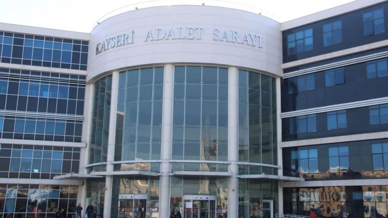 Kayseri'de çocuğa ait müstehcen görüntüleri telefonunda saklayan sanığı mahkeme affetmedi!