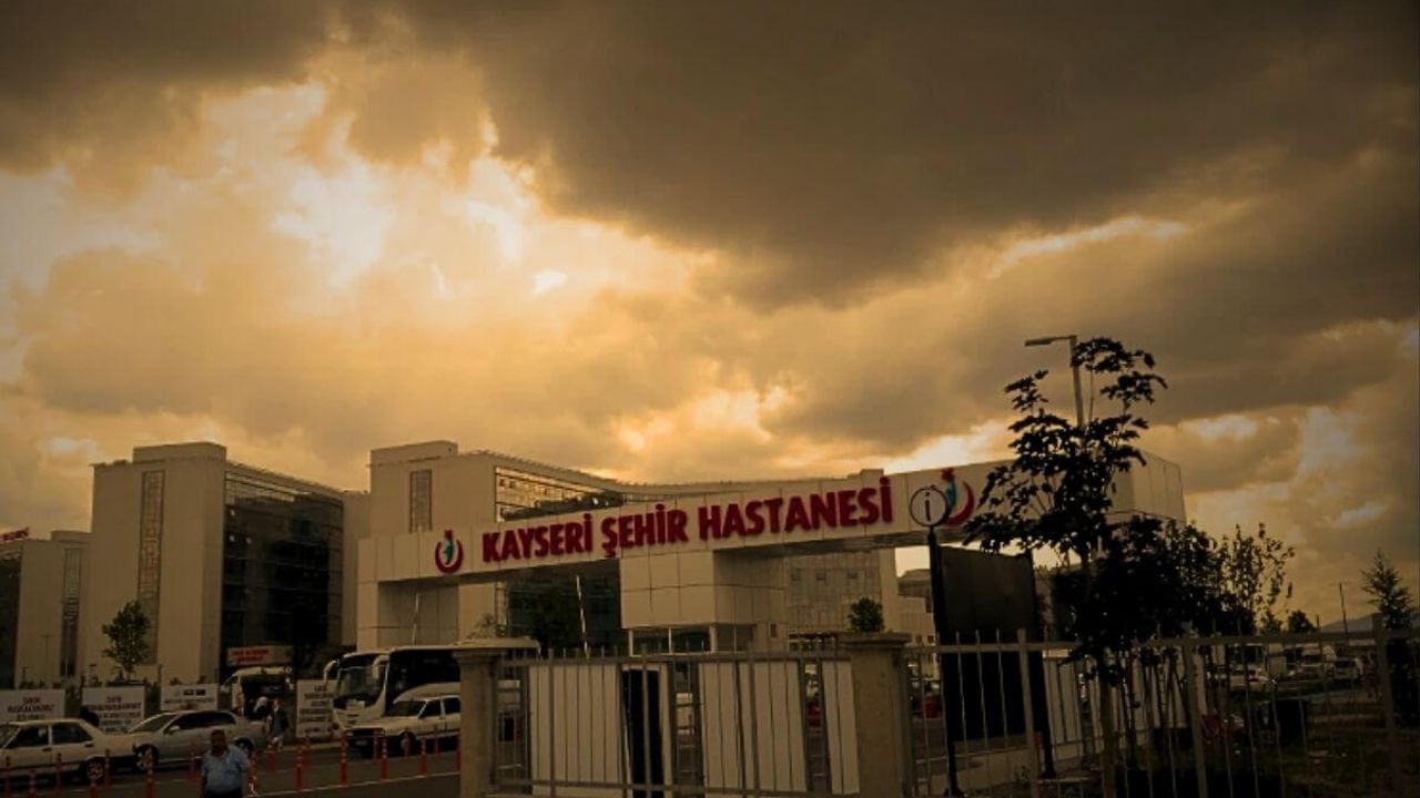 Kayseri Şehir Hastanesi'nde masaya yatırıldı! Çocuklarda tehlike sinyali