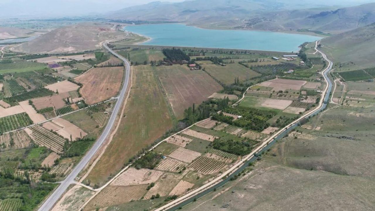 Yahyalı'da elma fidesi atağı! Projenin ilk adımı atıldı