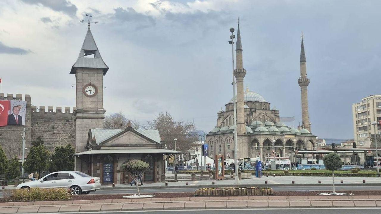 Kayseri'de Kurban Bayramı namazı saat kaçta kılınacak!