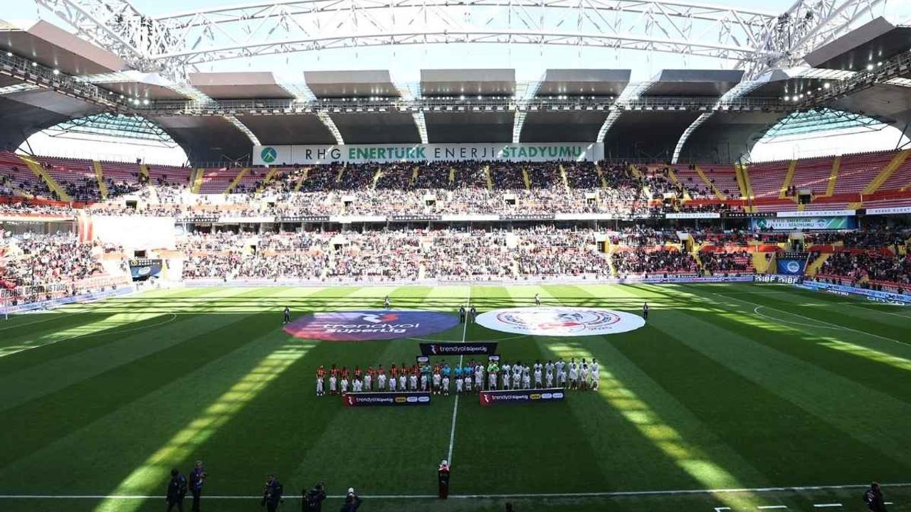 Kayserispor’da loca yenileme dönemi başladı!