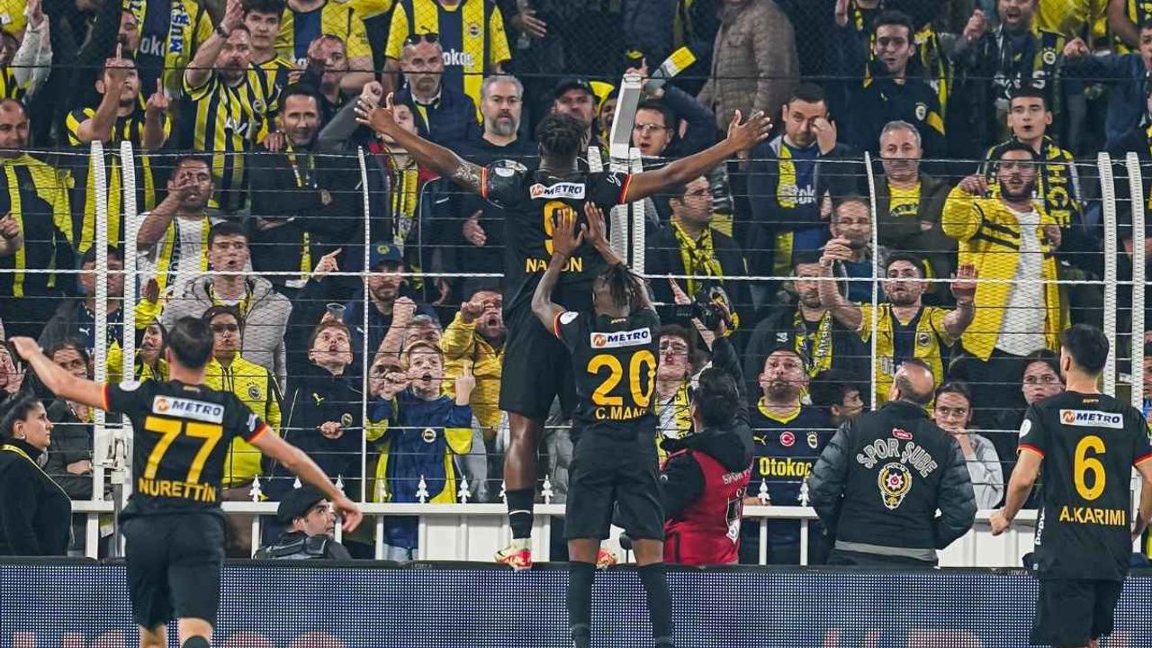 Kayserispor’da takımın en golcüsü oldu! Sezonun unutulmaz karesi Kadıköy’de geldi