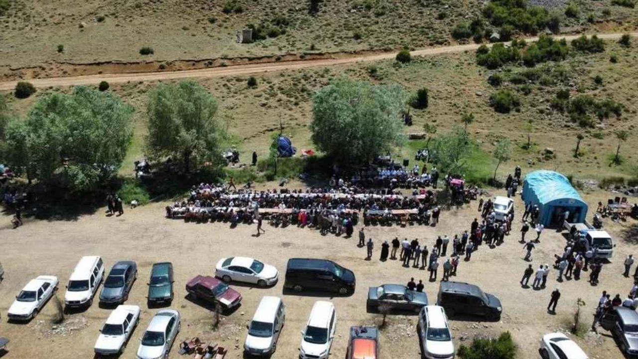 Kayseri’de muhteşem şenlik! Bir ilçe oraya akın etti