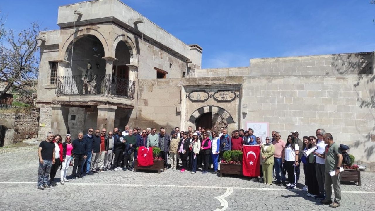 Koramaz Vadisi’nde tarih dersi! Öğretmenlerden tam not aldı