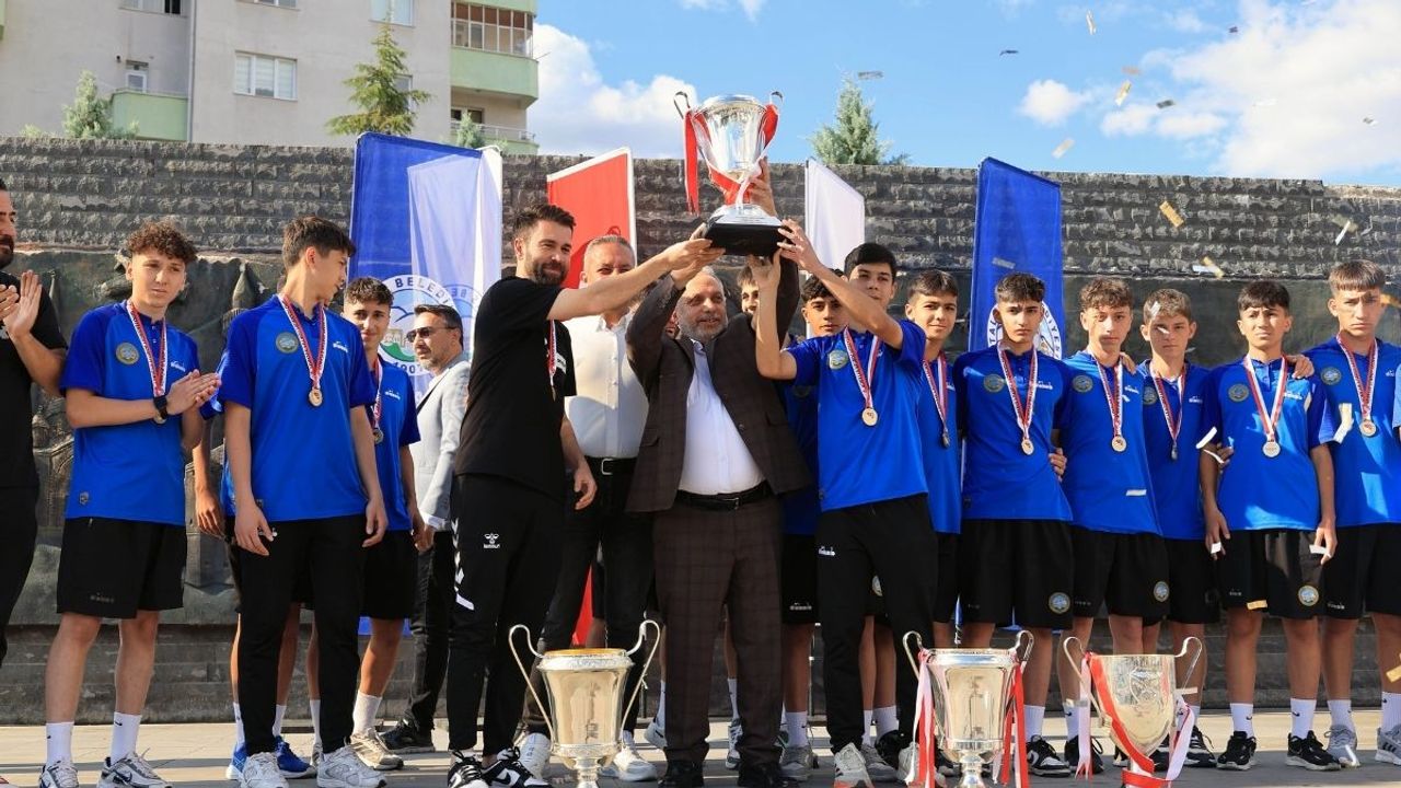 Kayseri takımı adını Türkiye'ye duyurdu: Yine şampiyon, yine zirvede!