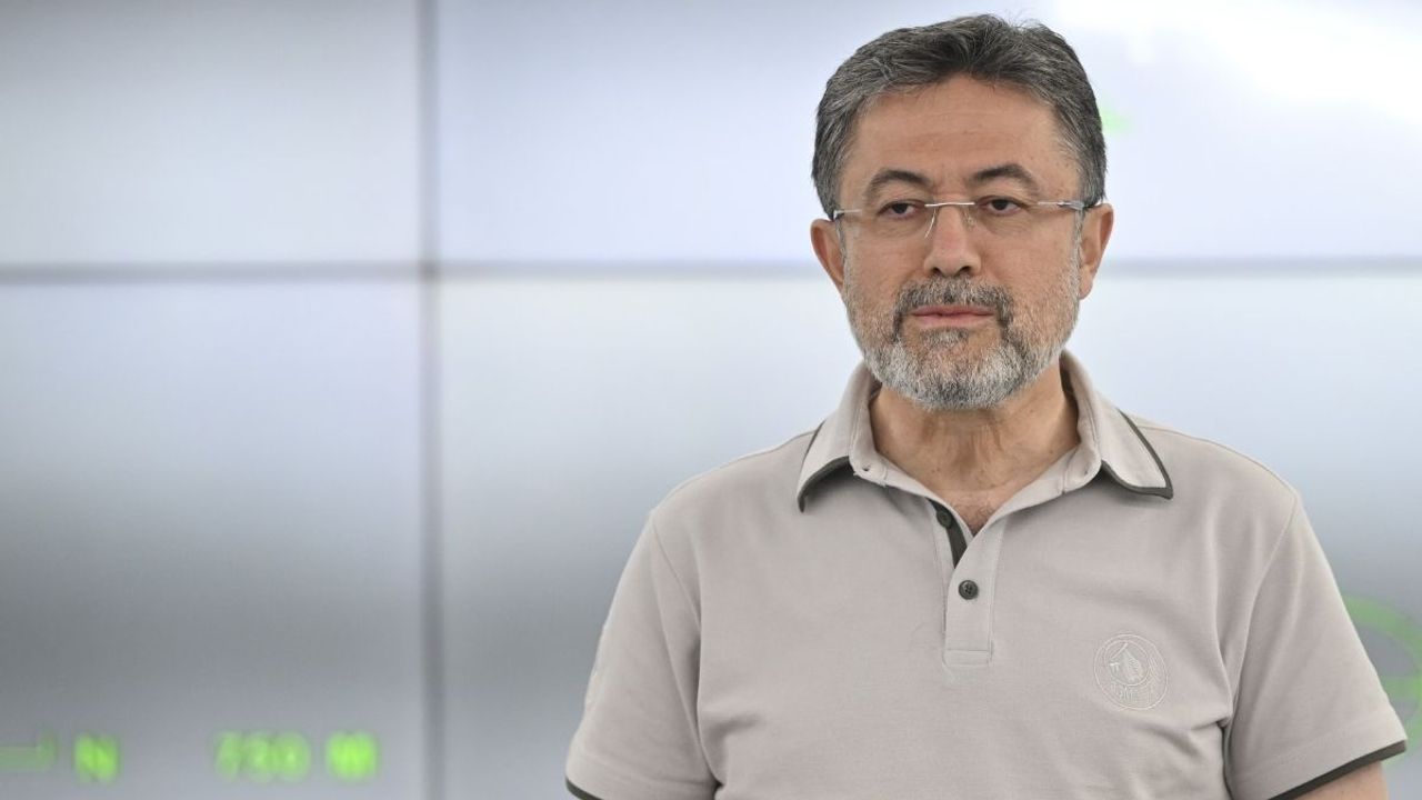 Bakan Yumaklı bilançoyu açıkladı! Bir günde 76 yangına müdahale edildi!