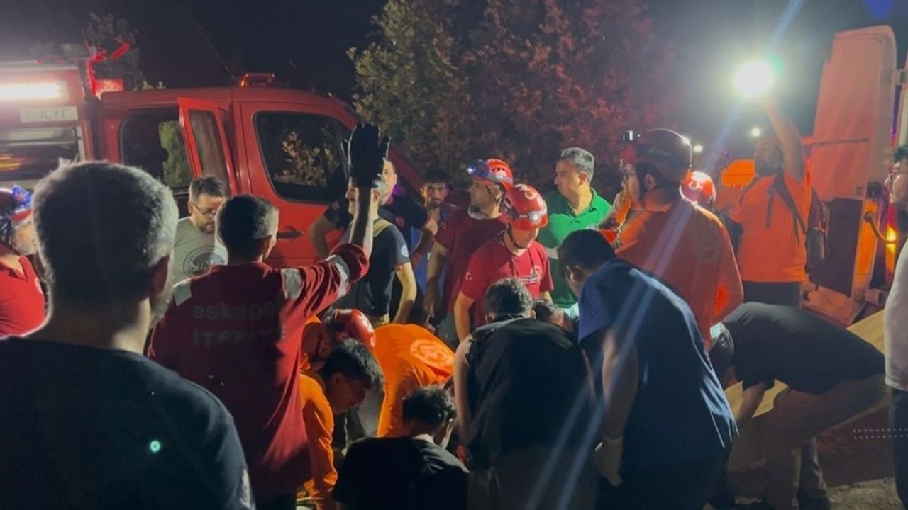 Acı haber geldi: Kazada ölü sayısı 3'e yükseldi!