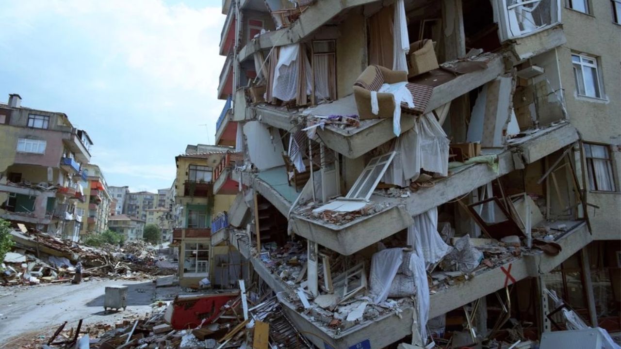 Hangi iller deprem için riskli: Uzman isim resmen açıkladı