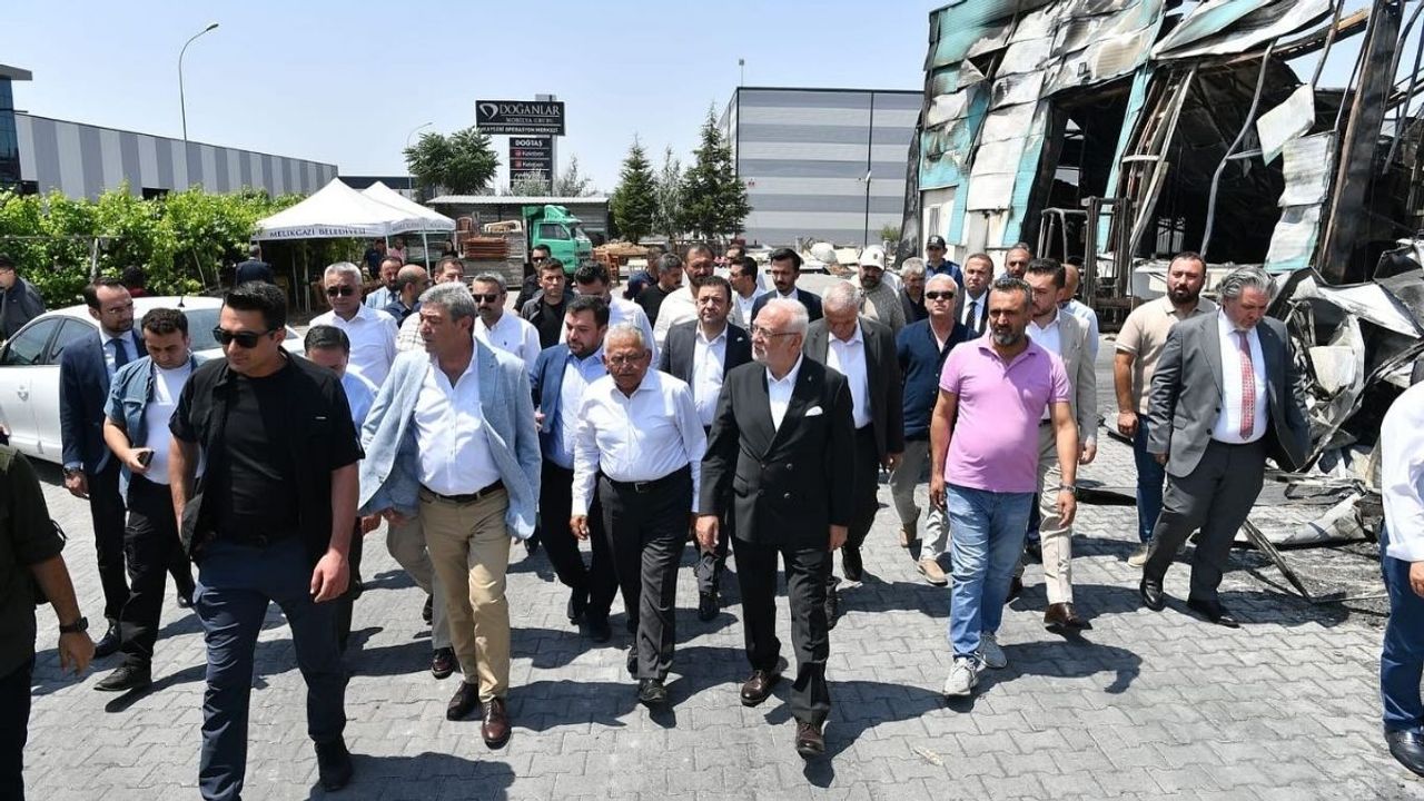 Kayseri OSB'deki yangın sonrası Elitaş ve Büyükkılıç'tan ziyaret!