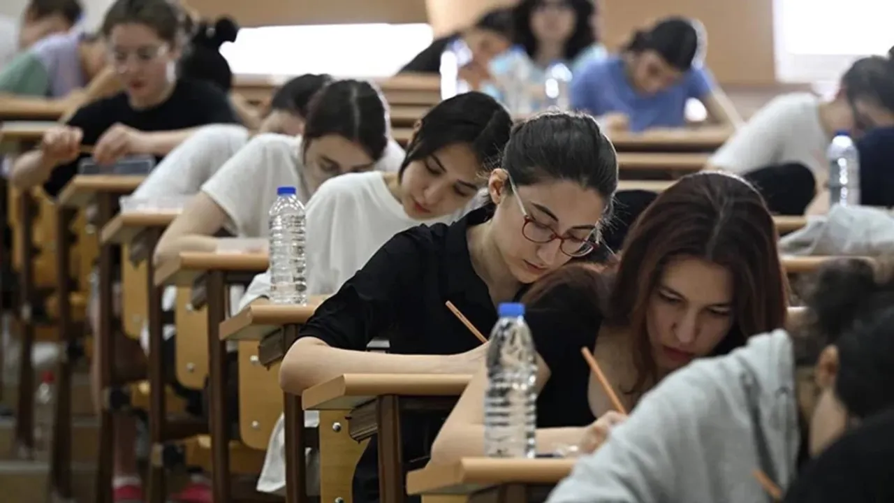 YKS'ye giren adaylar dikkat: ÖSYM bunu mutlaka kontrol edin dedi