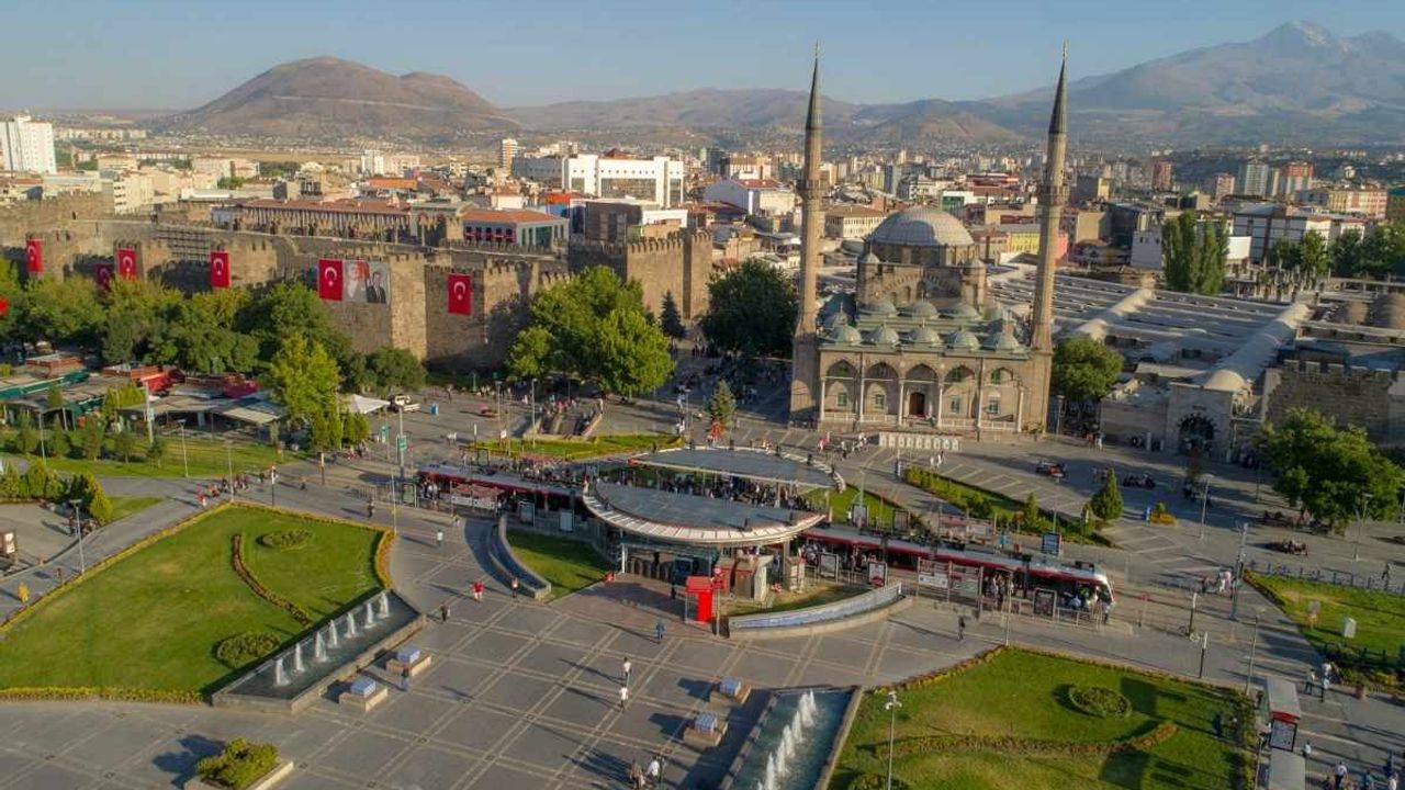 Kayseri'de 8 ilçeye uyarı geldi! Sabah 08.30'da başlayacak