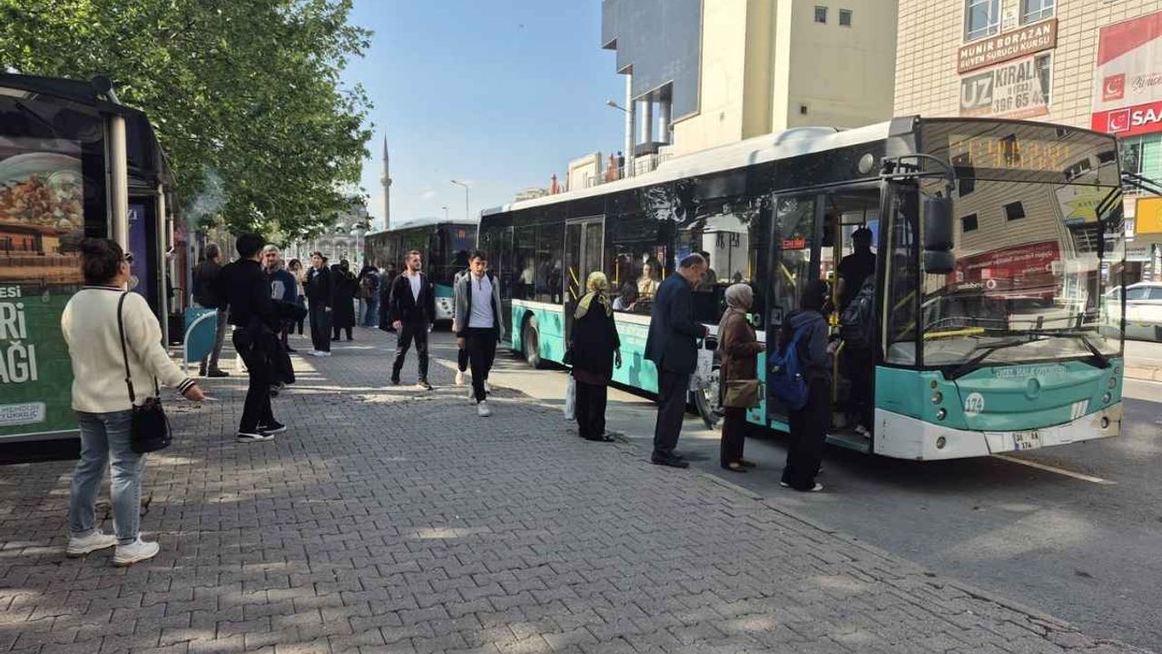 Kayseri ulaşımında büyük değişiklik! Sefer saatleri baştan sona güncellendi