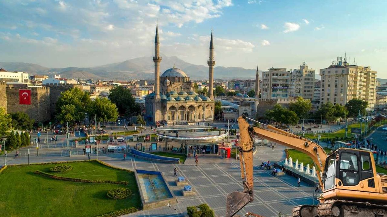 Kayseri’de belediye harekete geçti! Kaçak yapıların tamamı yıkılıyor
