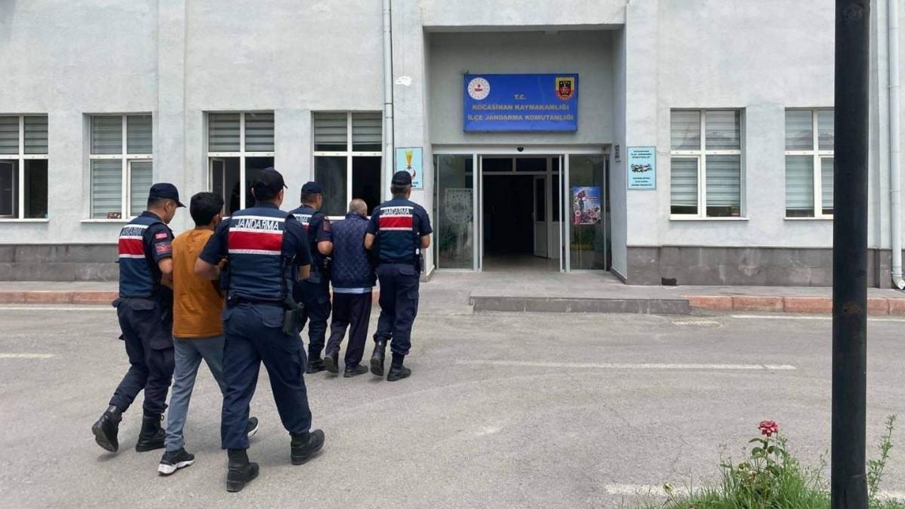 Kayseri'de DEAŞ operasyonu! 2 şahıs yakalandı