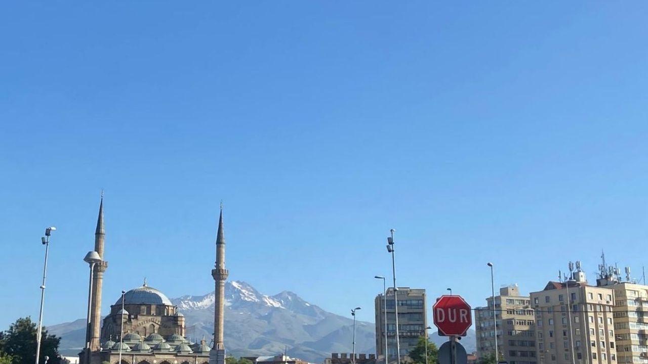 Kayseri’de yaz zirve yaptı! Uzmanlar uyarıyor bu günlere dikkat!