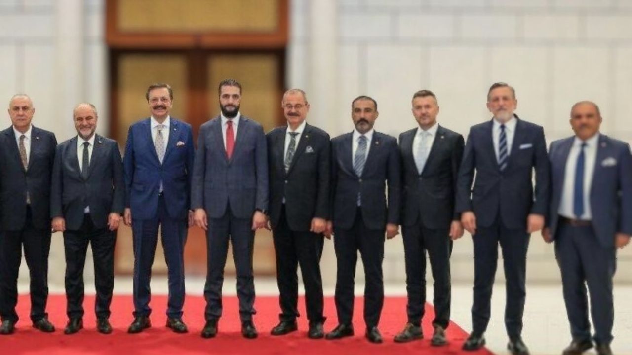 Kayserili Başkan Suriye'de! Cumhurbaşkanı ile bir araya geldi