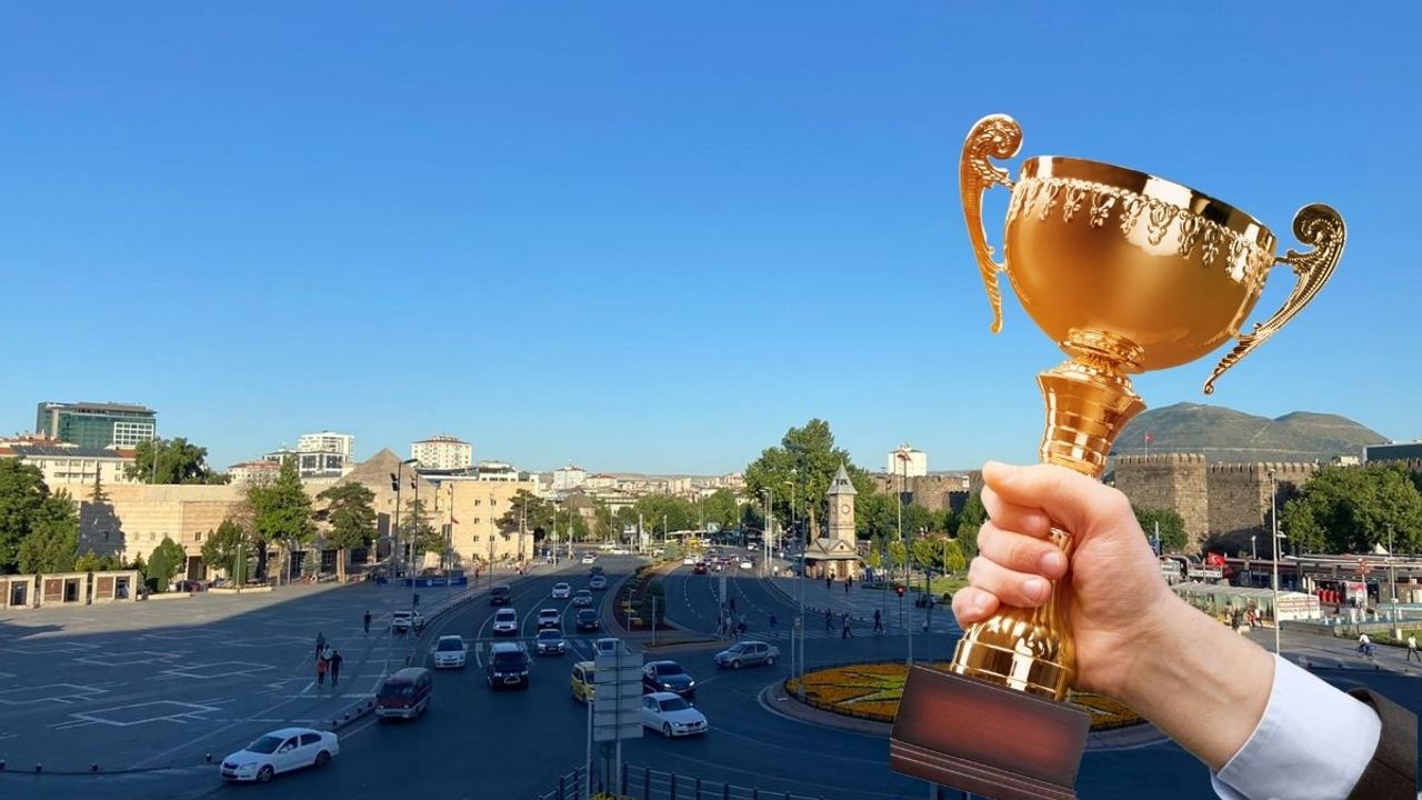 Kayseri’nin LGS’deki büyük başarısı! Türkiye genelinde bakın kaçıncı sırada yer aldı!
