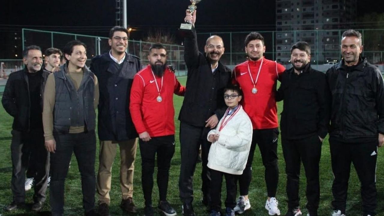 Kocasinan Şimşekspor'da şaşırtan ayrılık! Başkan vekili veda etti