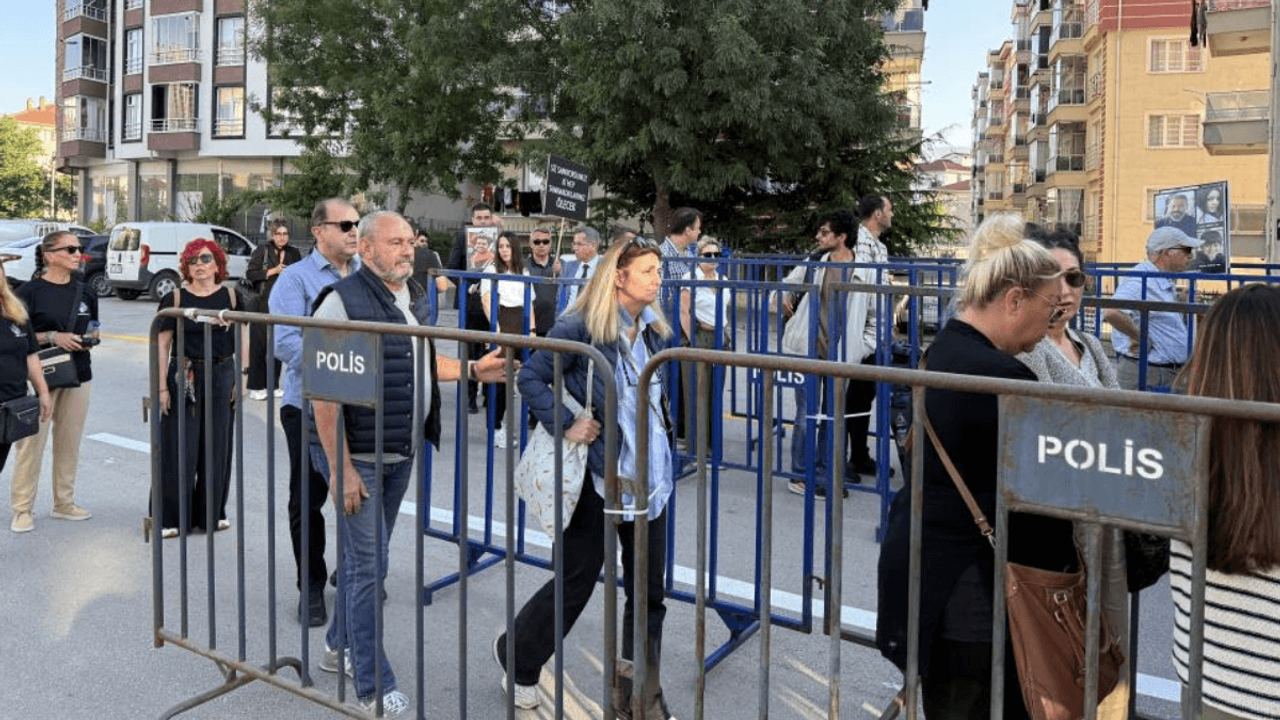 78 kişinin öldüğü faciada büyük hesaplaşma: Polis bölgeyi abluka altına aldı