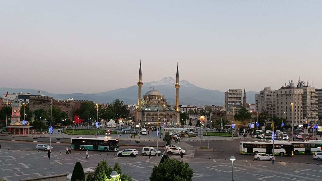 Kayseri'de dünyaca ünlü müzik grubu Filistin'in sesi olacak!