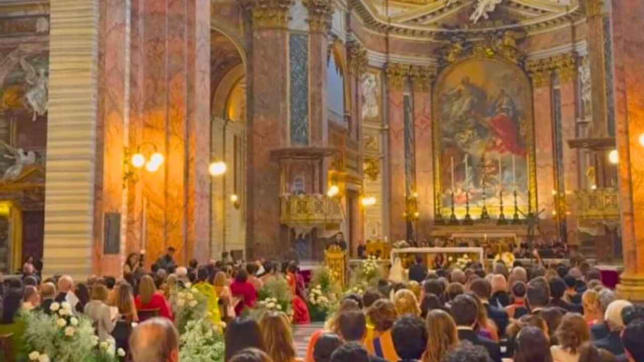 Kayserili ünlü iş adamının torunu Roma'daki düğünü salladı!