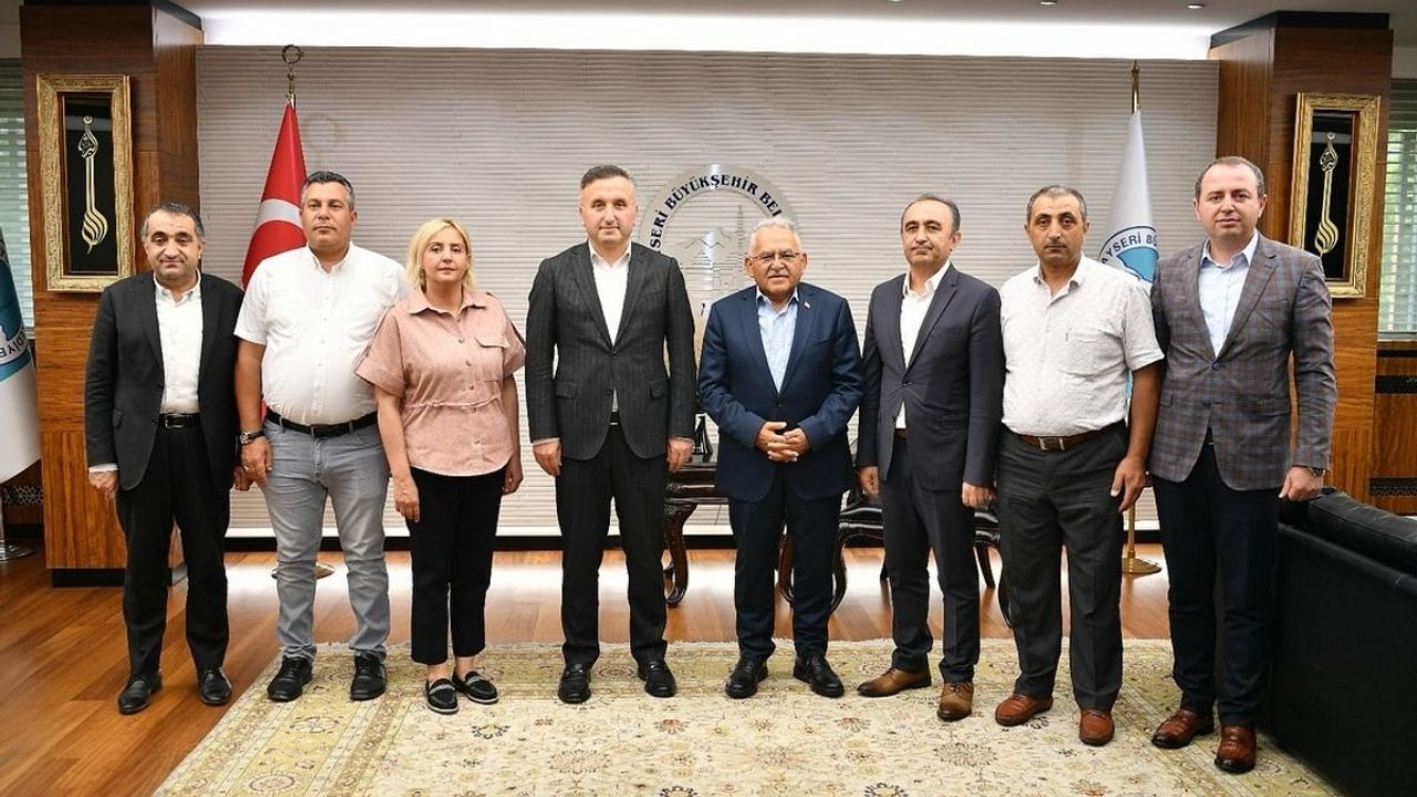 MEB robot yarışmasına Kayseri damgası! Başkan Büyükkılıç’a özel teşekkür