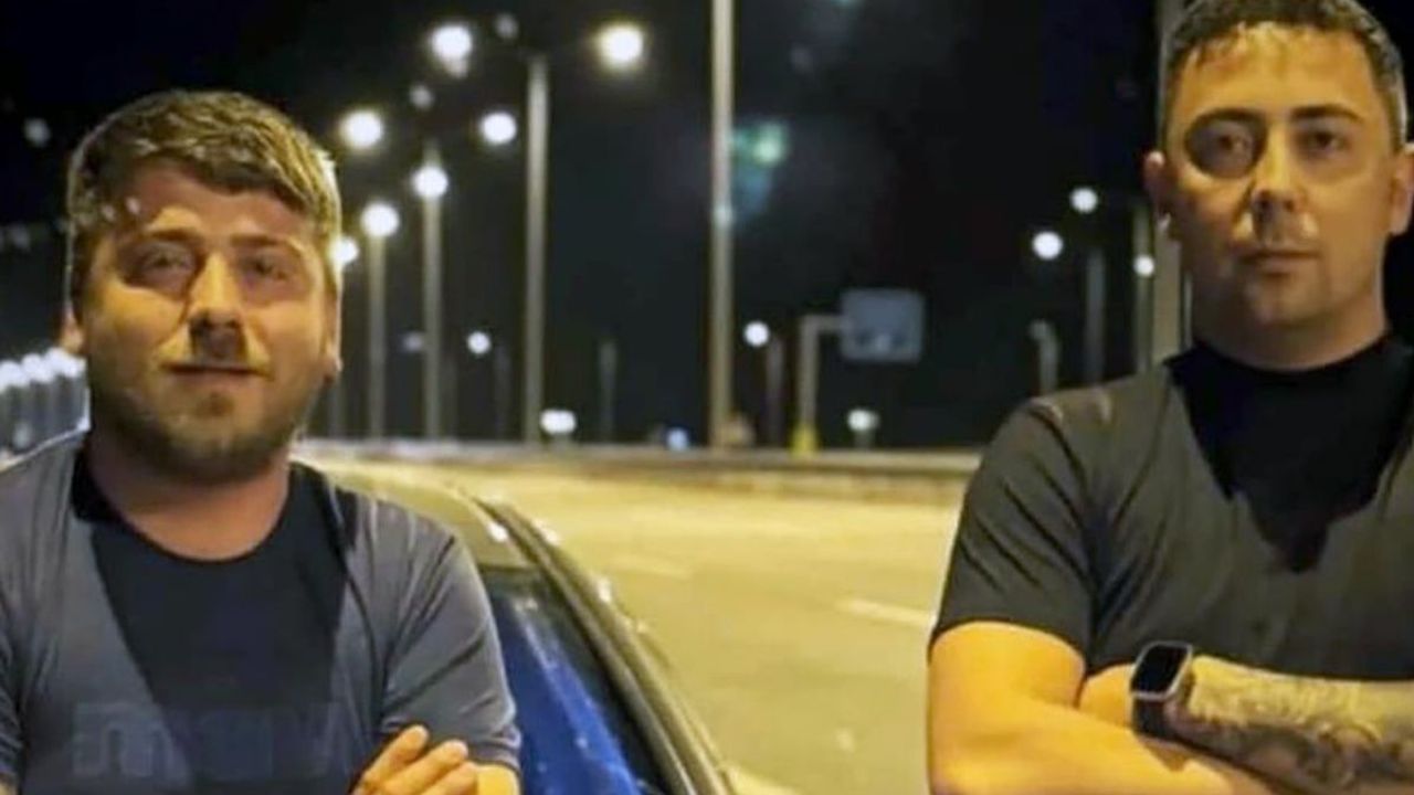 Motosiklet Ağaca Çarptı: İki Kardeş Hayatını Kaybetti