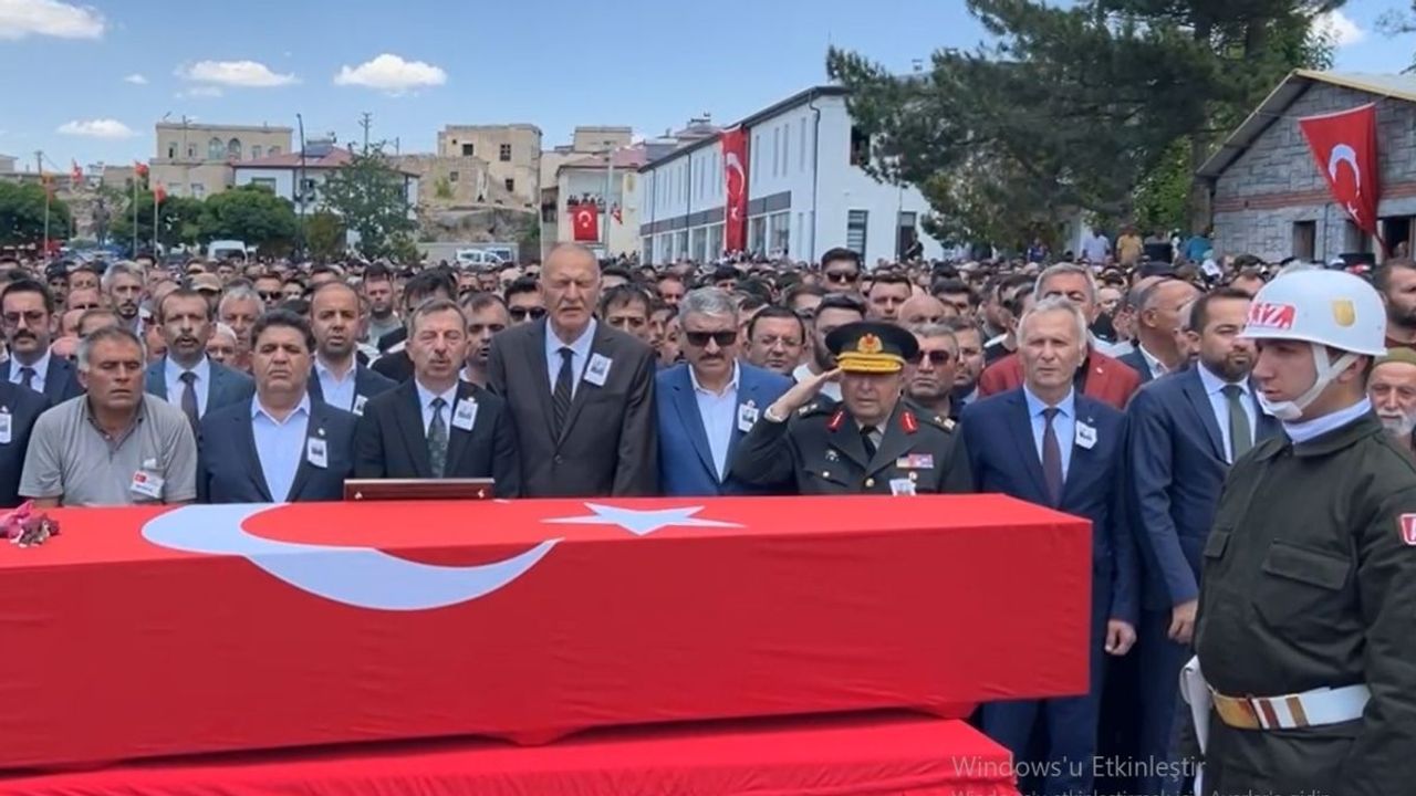 Niğdeli Şehit Uzman Çavuş, gözyaşları ile uğurlandı!