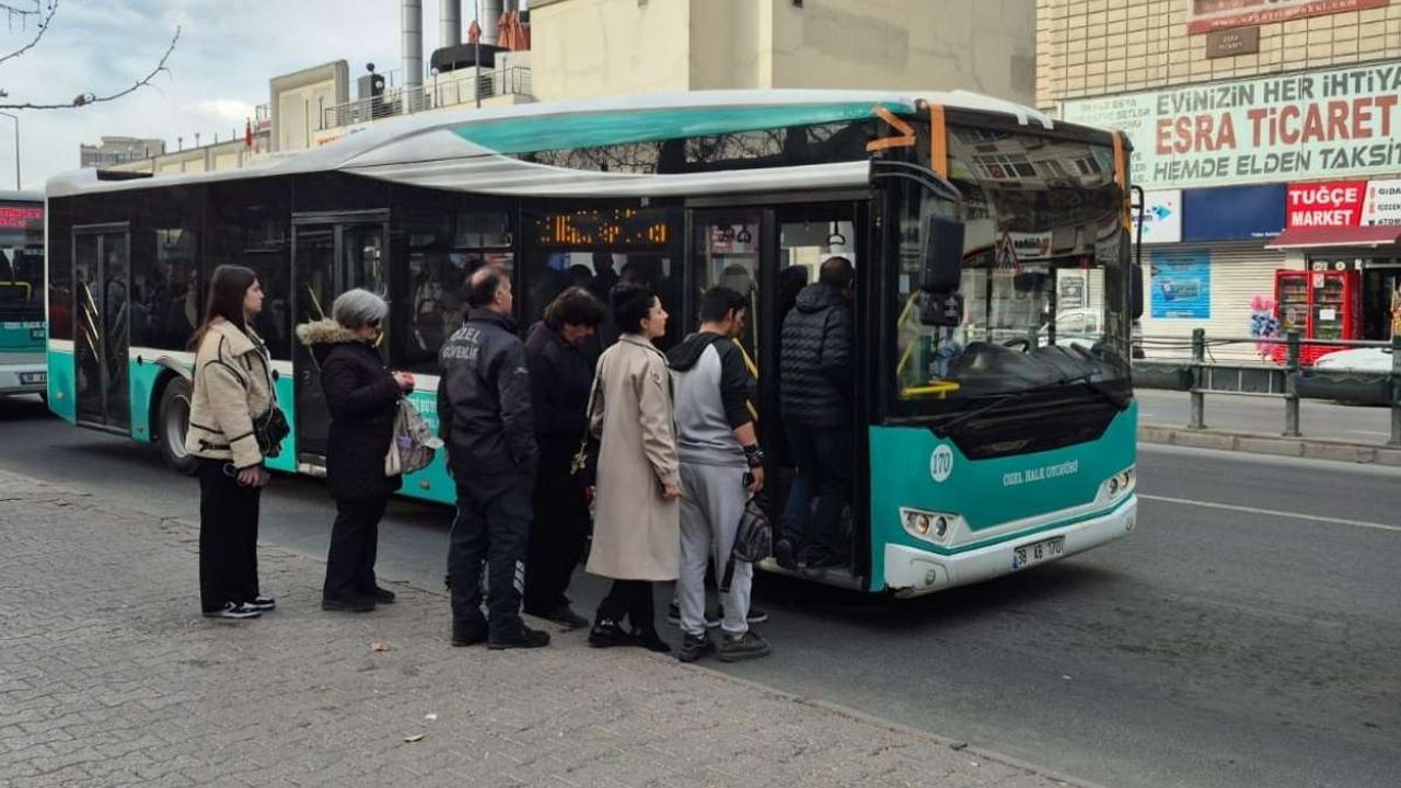 Kayseri'de annelere müjde! Ulaşım destek kartı geliyor