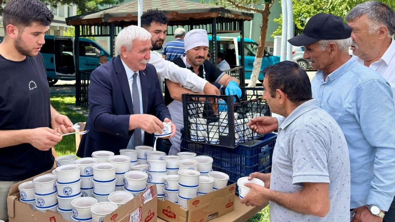 Başkan Yağan, aşure etkinliğiyle Pınarbaşı halkını buluşturdu!