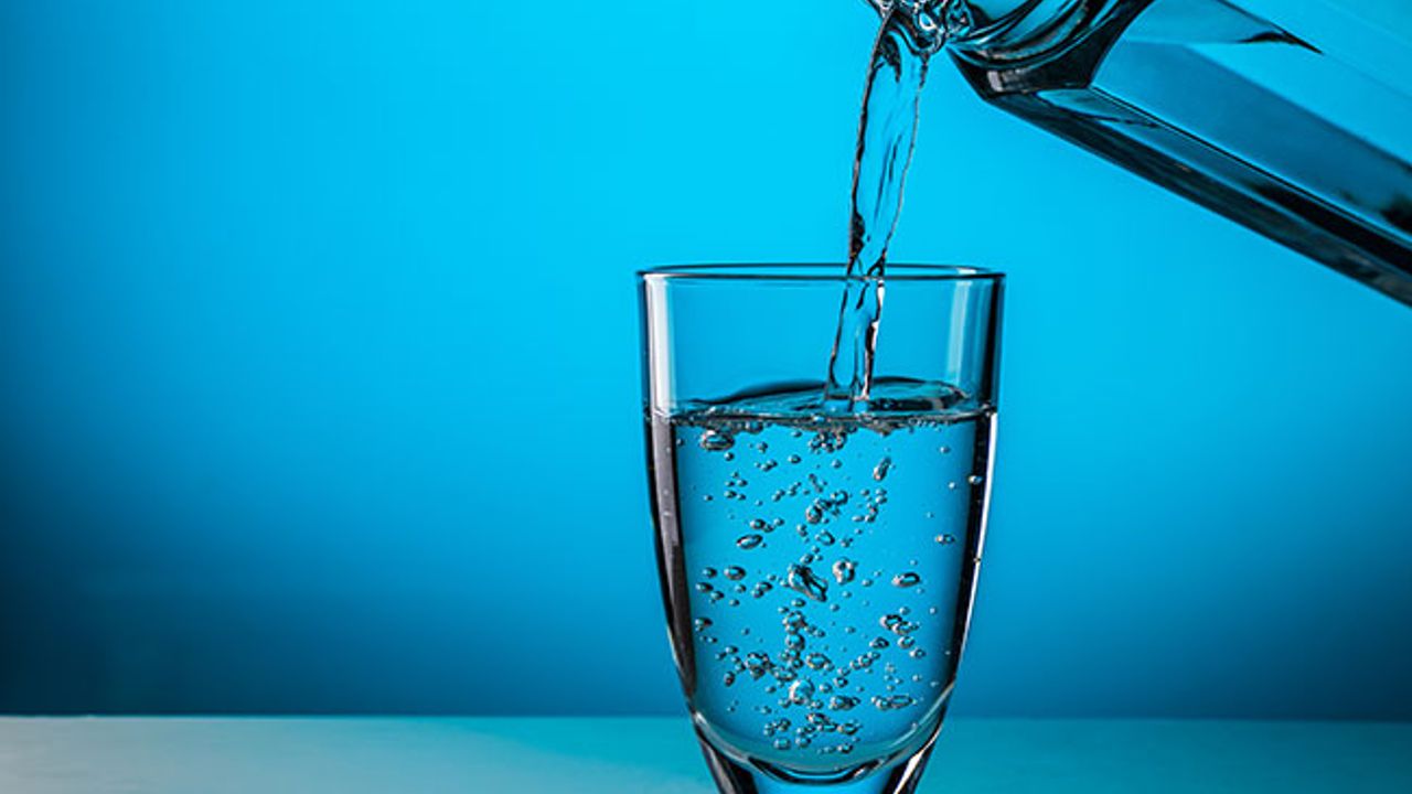 Günde içmeniz gereken su ne kadar? Yıllardır yanlış biliyormuşuz