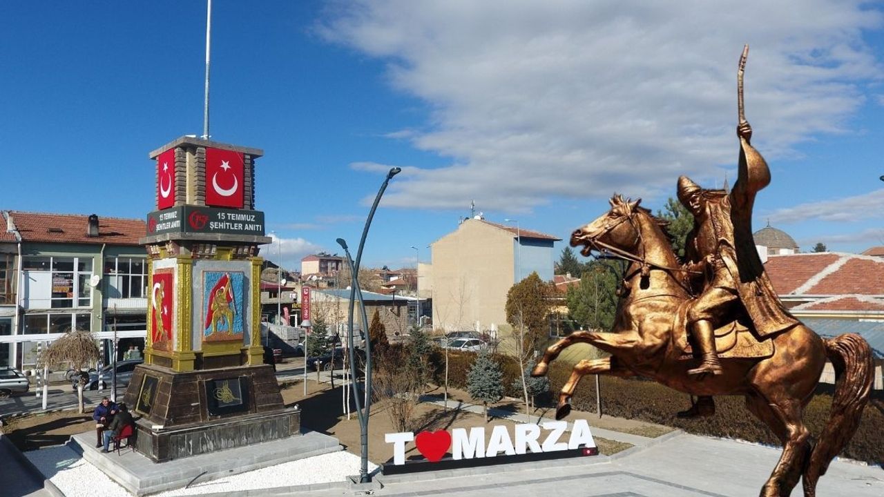 Dadaloğlu şenliği krizi büyüyor! Kayseri’nin tanınmış doktorundan açıklama!