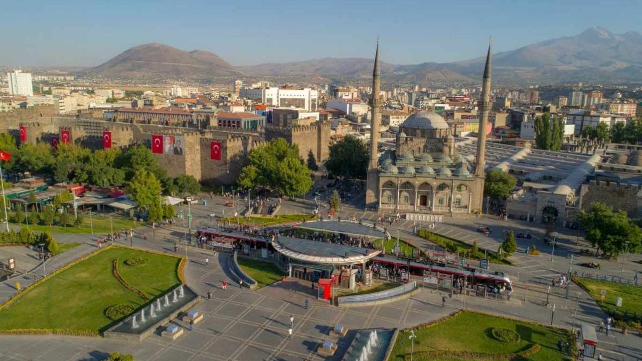 Kayseri'de 11 ilçeye uyarı geldi! Sabah 08.30'da başlıyor