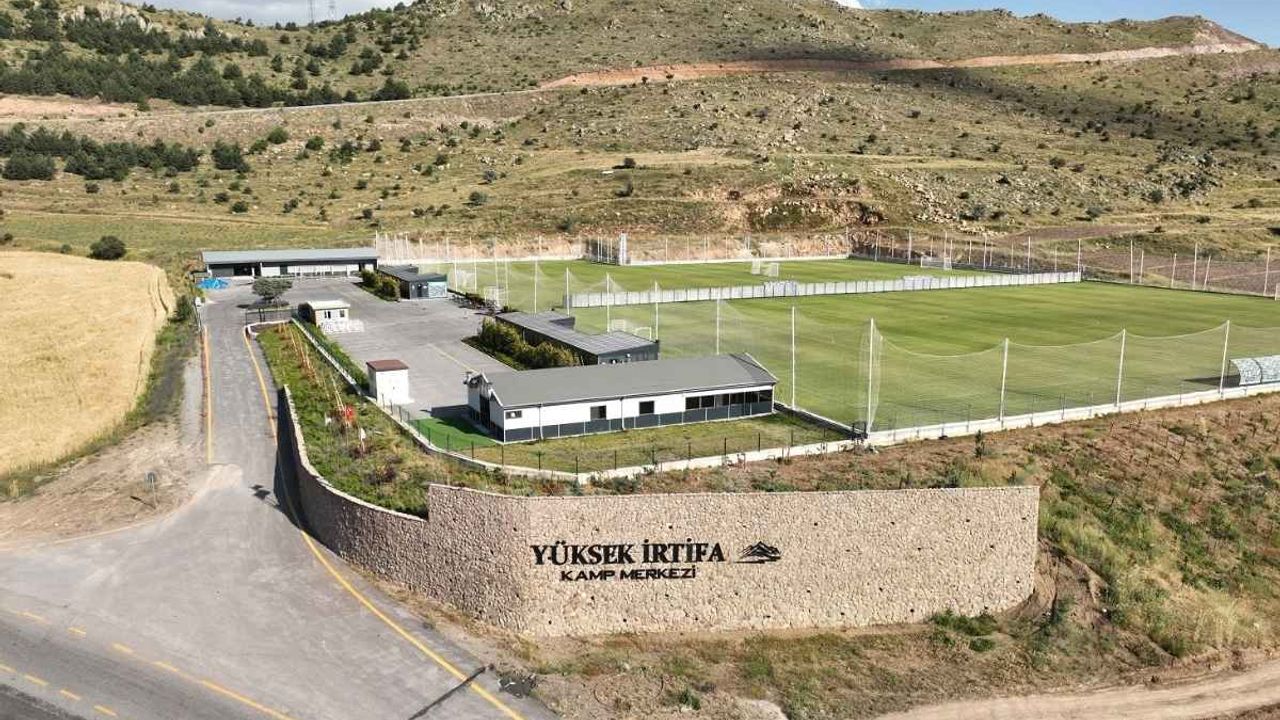 Kayseri'nin zirvesi dolup taşıyor! 25 Kulübün tercihi Erciyes oldu