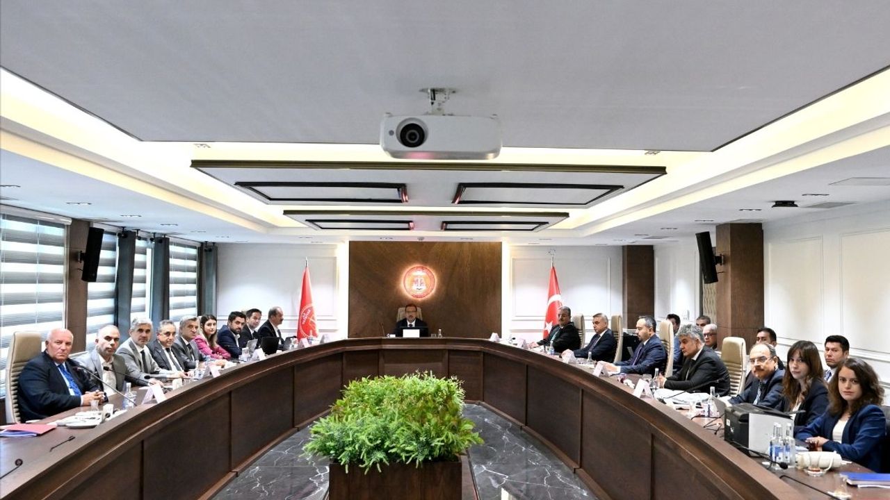 Memur-Sen’den hakem kurulu kararına sert tepki: “Kuruldan Çekildik”
